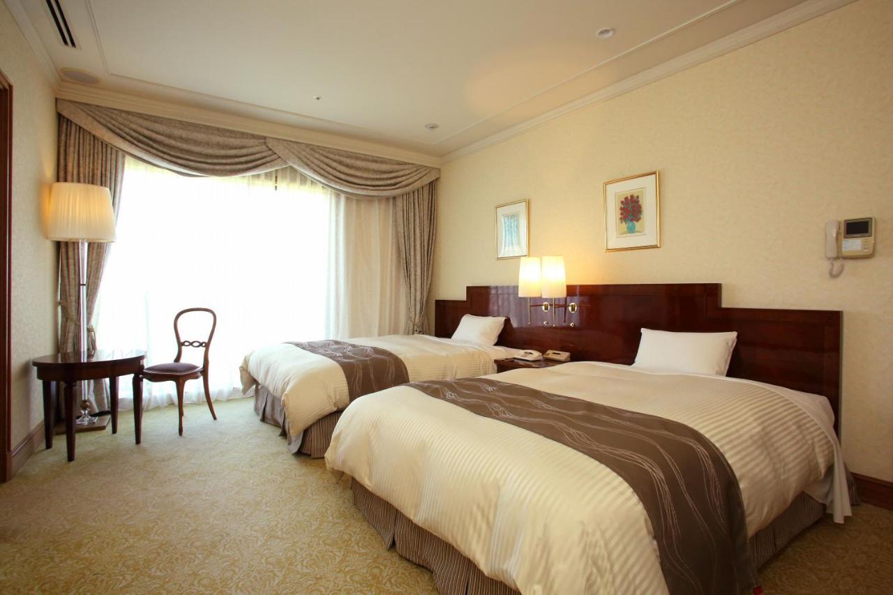The Celecton Premier Kobe Sanda Hotel Exterior photo