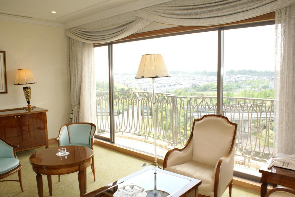 The Celecton Premier Kobe Sanda Hotel Room photo